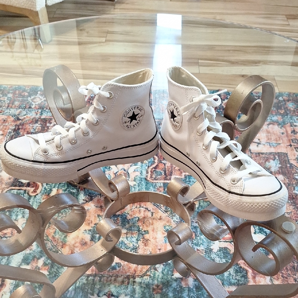 Converse Classic White High-Tops